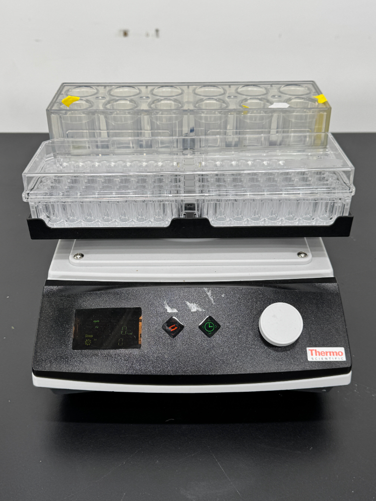 Image of Thermo Scientific Compact Digital MicroPlate Shaker